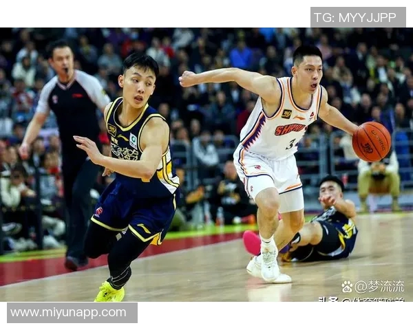 广东与辽宁总决赛精彩重播回顾篮球巅峰对决的激烈瞬间与精彩时刻